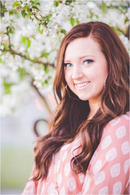 utah spring senior pictures by Terra Cooper Photography