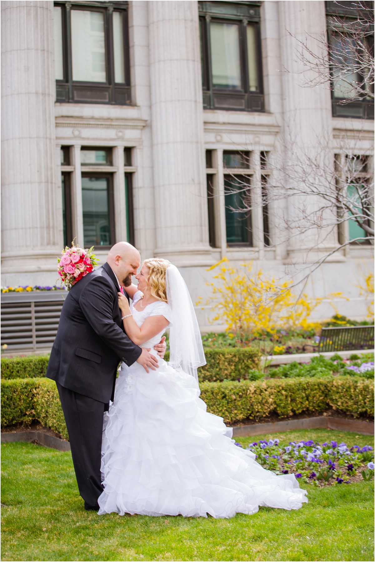 Salt Lake Temple Chantilly Mansion Wedding Terra Cooper Photography_2760.jpg