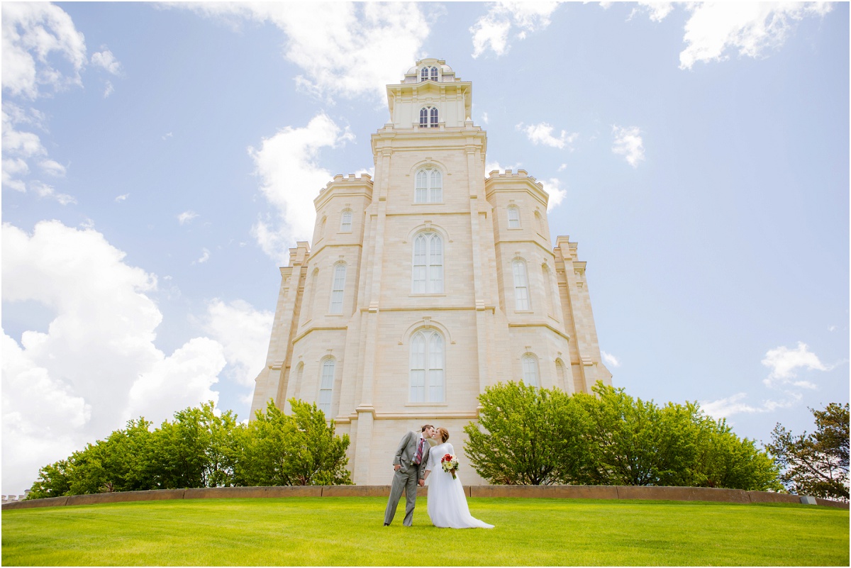 Manti Temple Rustic Wedding Terra Cooper Photography_3063.jpg