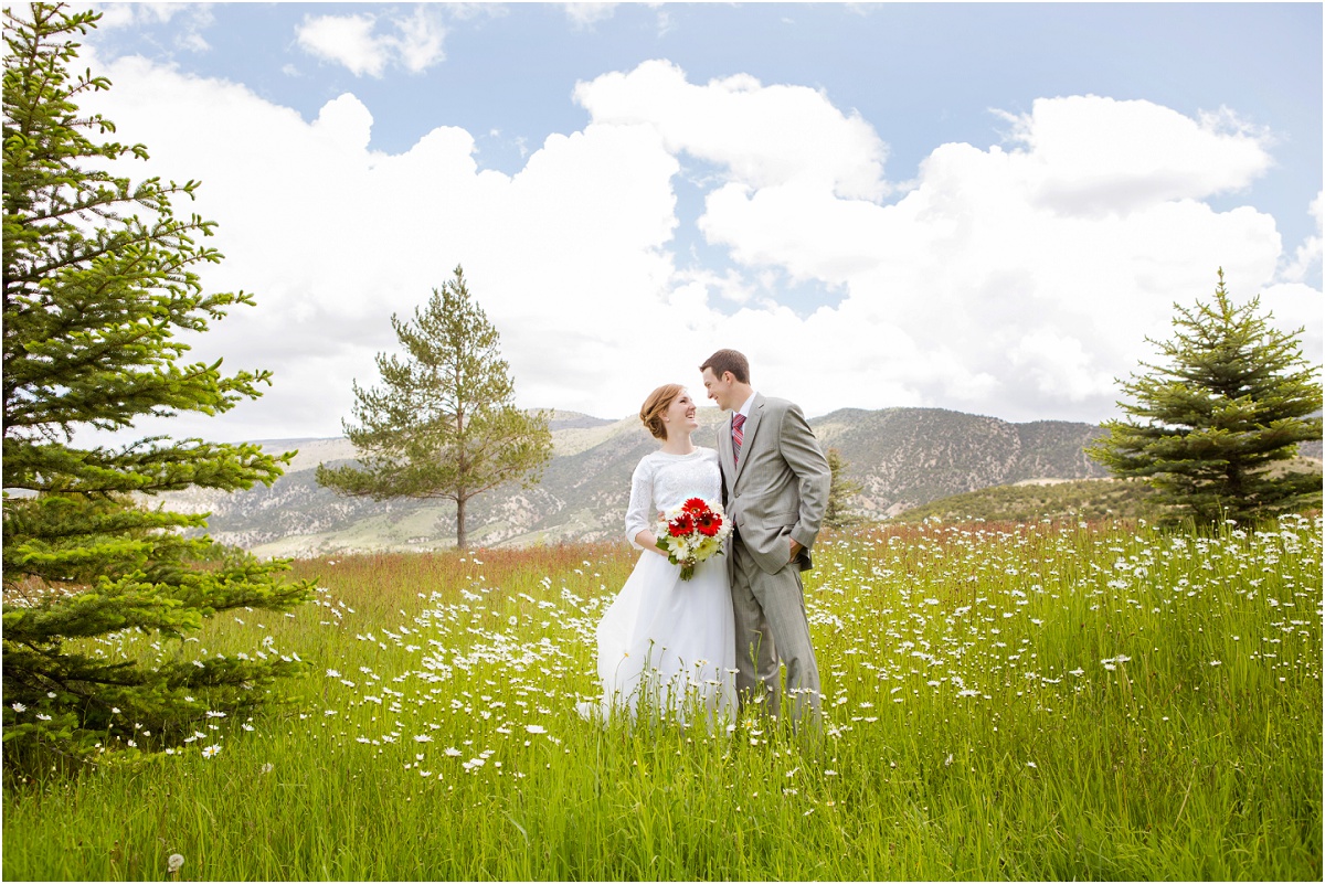 Manti Temple Rustic Wedding Terra Cooper Photography_3076.jpg