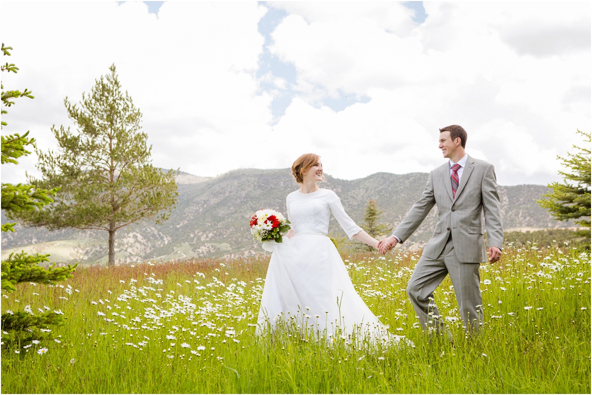 Manti Temple Rustic Wedding Terra Cooper Photography_3077.jpg