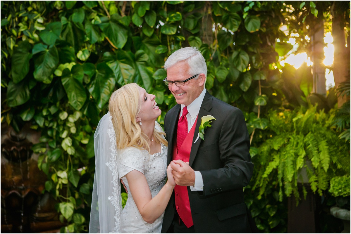 Salt Lake Temple Le Jardin Wedding Terra Cooper Photography_3341.jpg