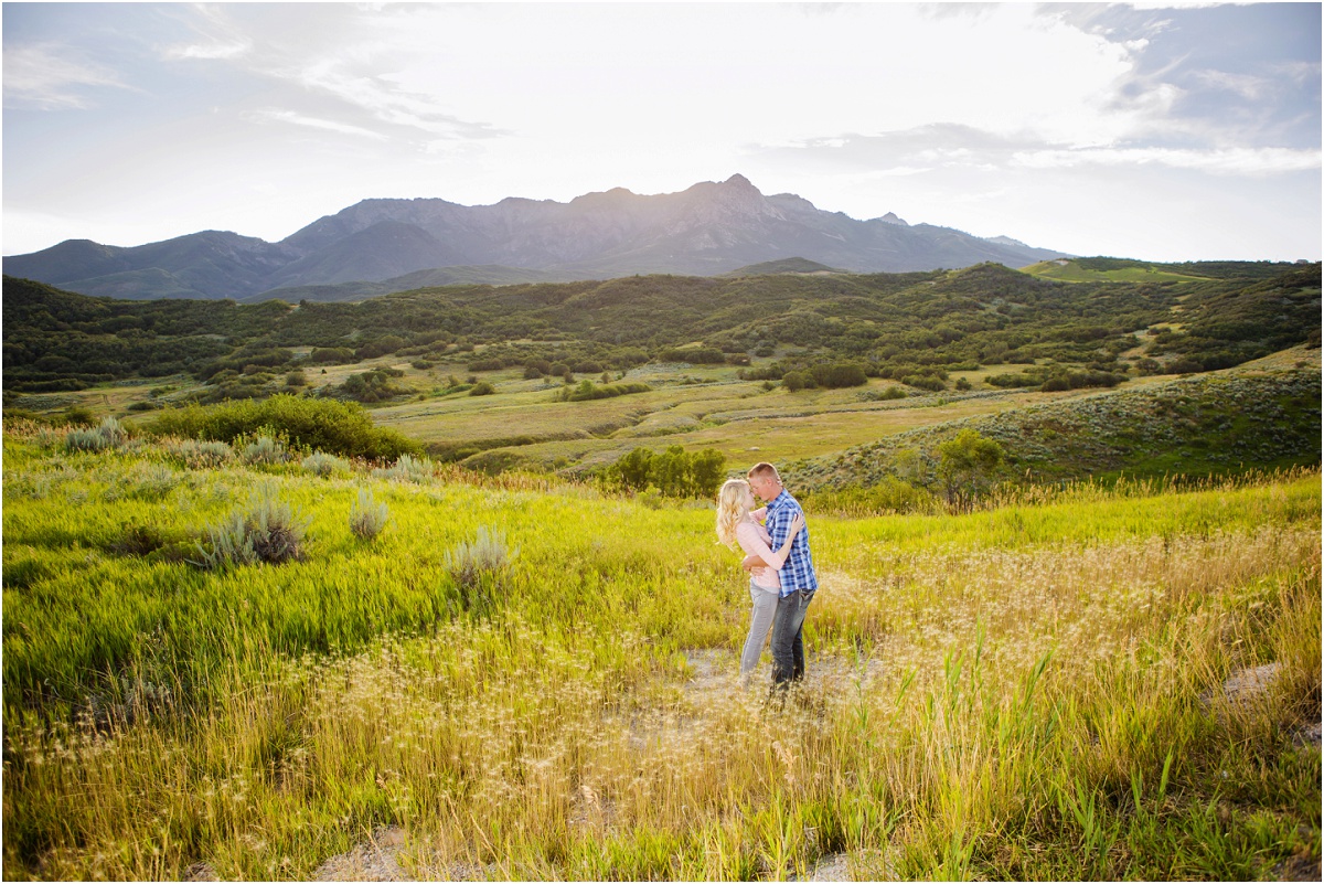 Utah Mountain Engagements Terra Cooper Photography_3718.jpg