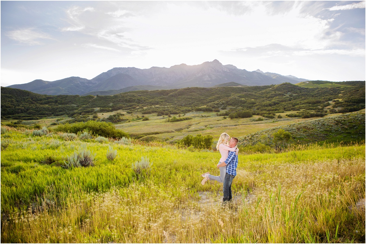 Utah Mountain Engagements Terra Cooper Photography_3720.jpg