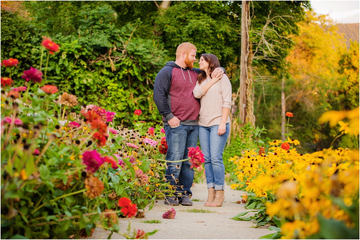 Utah Fall Engagements Terra Cooper Photography_4698.jpg