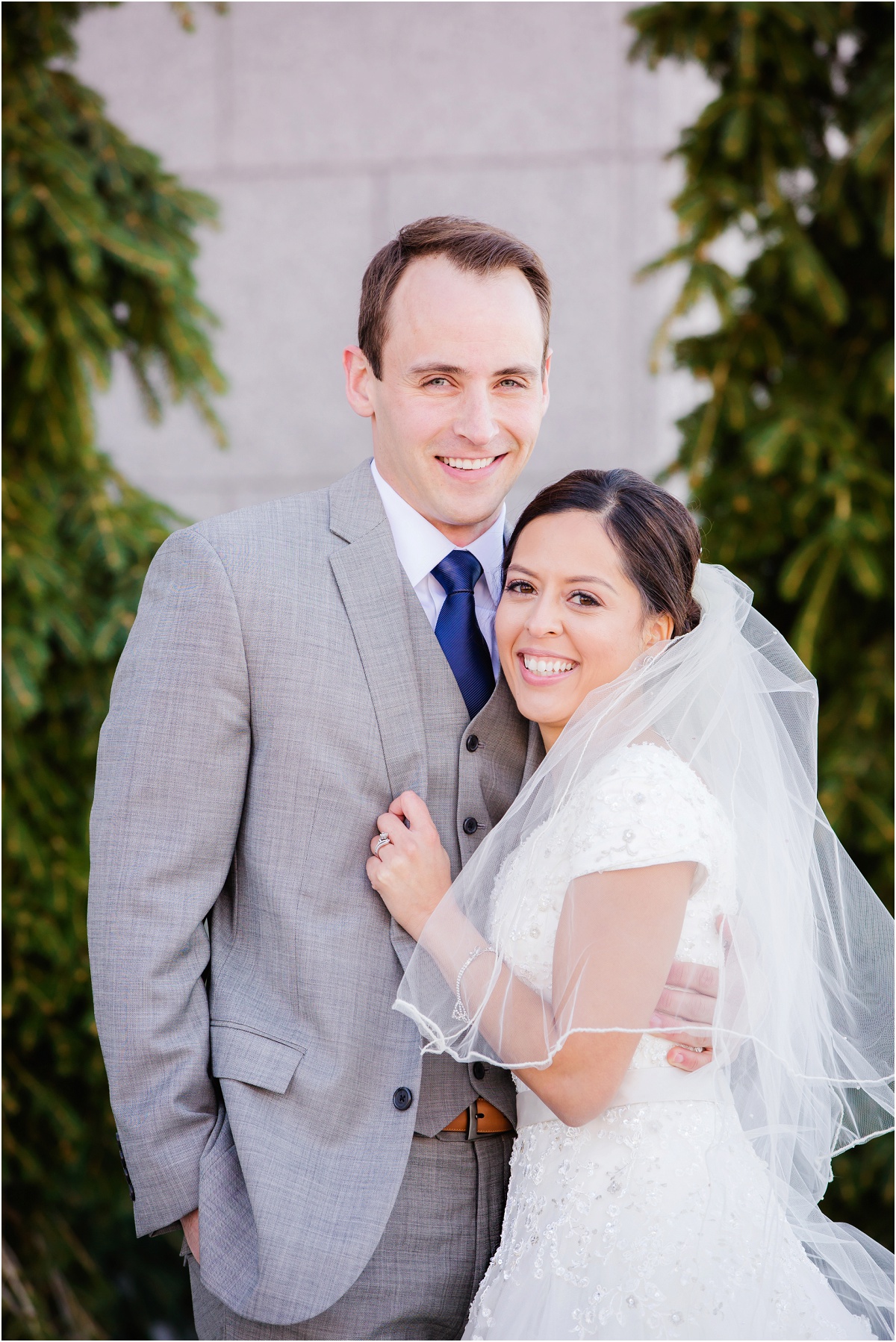 Salt Lake Draper Temple Winter Wedding Terra Cooper Photography_5010.jpg