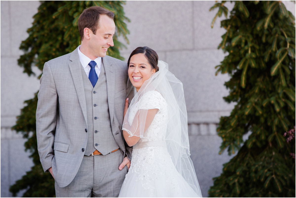 Salt Lake Draper Temple Winter Wedding Terra Cooper Photography_5011.jpg