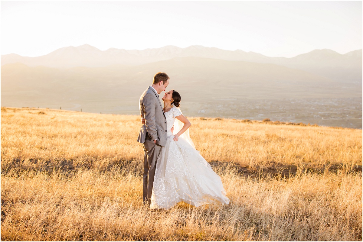 Salt Lake Draper Temple Winter Wedding Terra Cooper Photography_5024.jpg