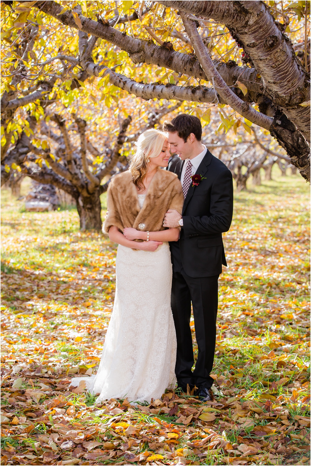 Salt Lake Temple Fall Wedding Terra Cooper Photography_4973.jpg