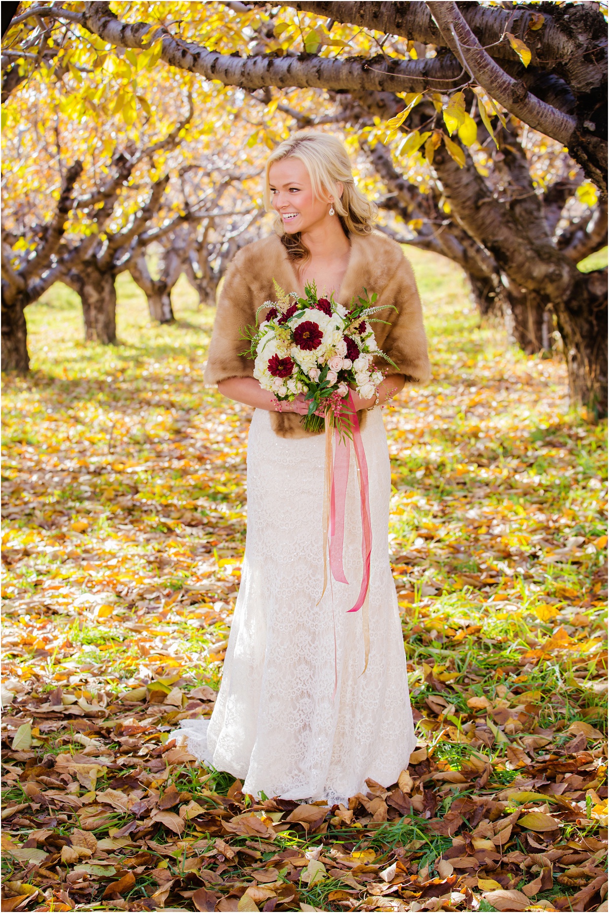 Salt Lake Temple Fall Wedding Terra Cooper Photography_4976.jpg