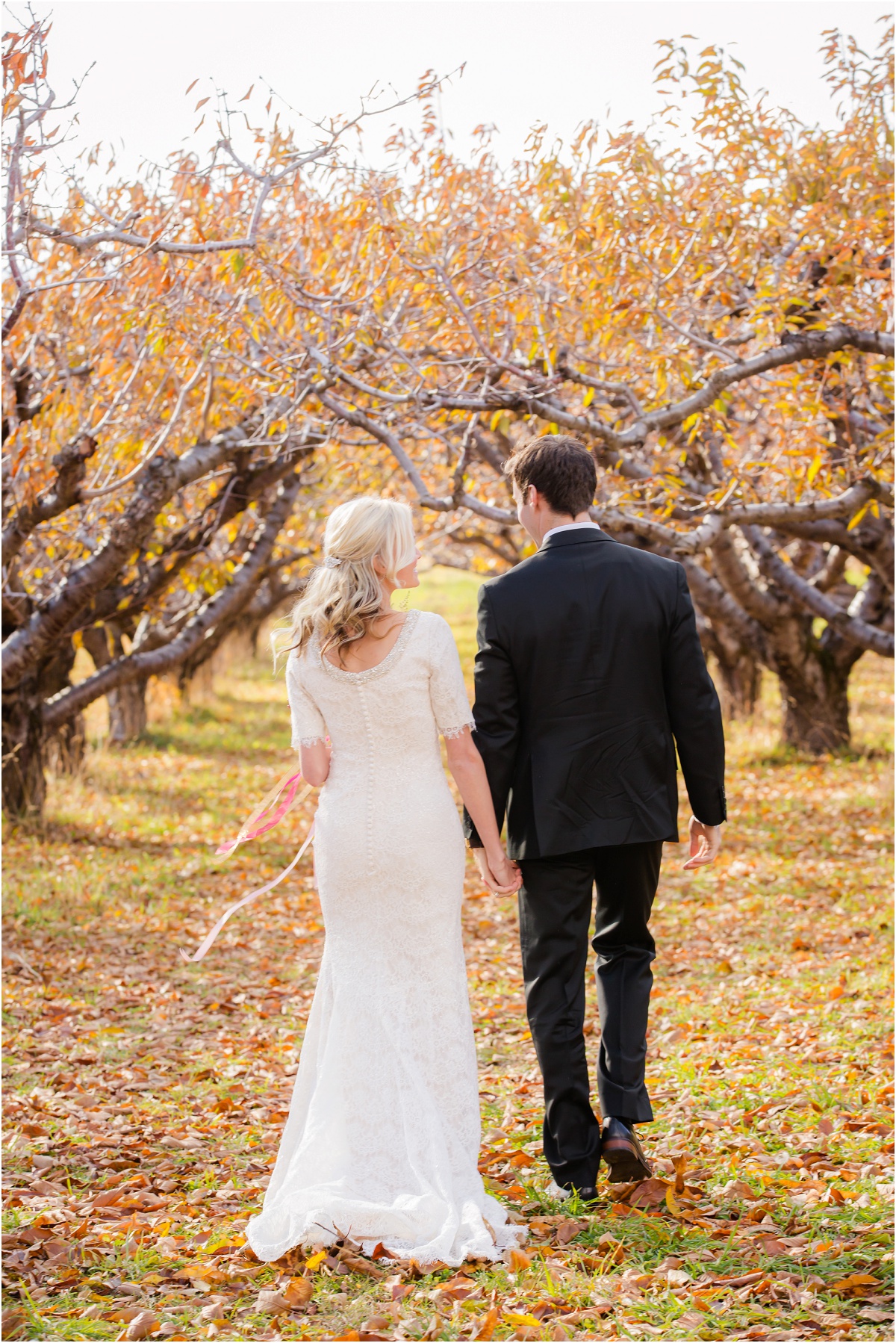 Salt Lake Temple Fall Wedding Terra Cooper Photography_4977.jpg