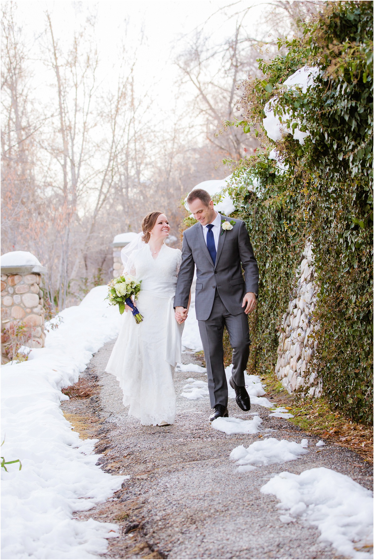 Terra Cooper Photography Salt Lake Temple Wedding_5261.jpg