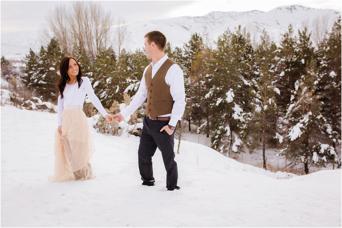 Red Rock Winter Snow Engagements Terra Cooper Photography_5672.jpg